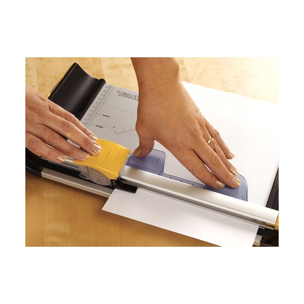 Fellowes Proton A4 Trimmer Trim